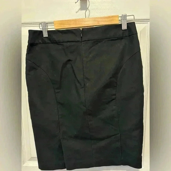 Ann Taylor skirt - Picture 3 of 4